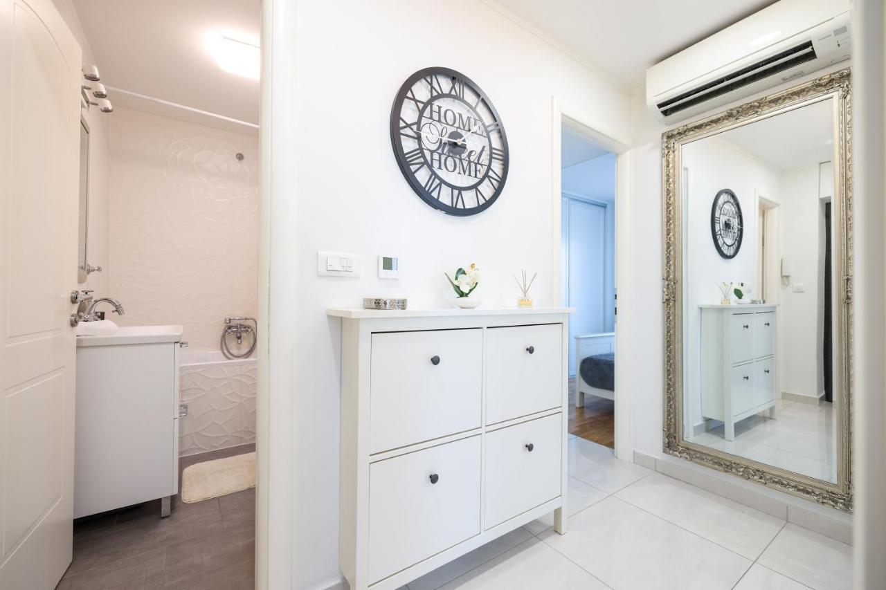 Two Bedroom Apartment With A Balcony Relja ซาดาร์ ภายนอก รูปภาพ